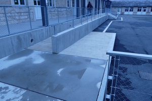 rampe ecole J Arnault