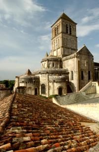 exterieur-collegiale-toiture