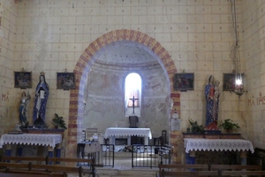 intérieur st pierre les églises